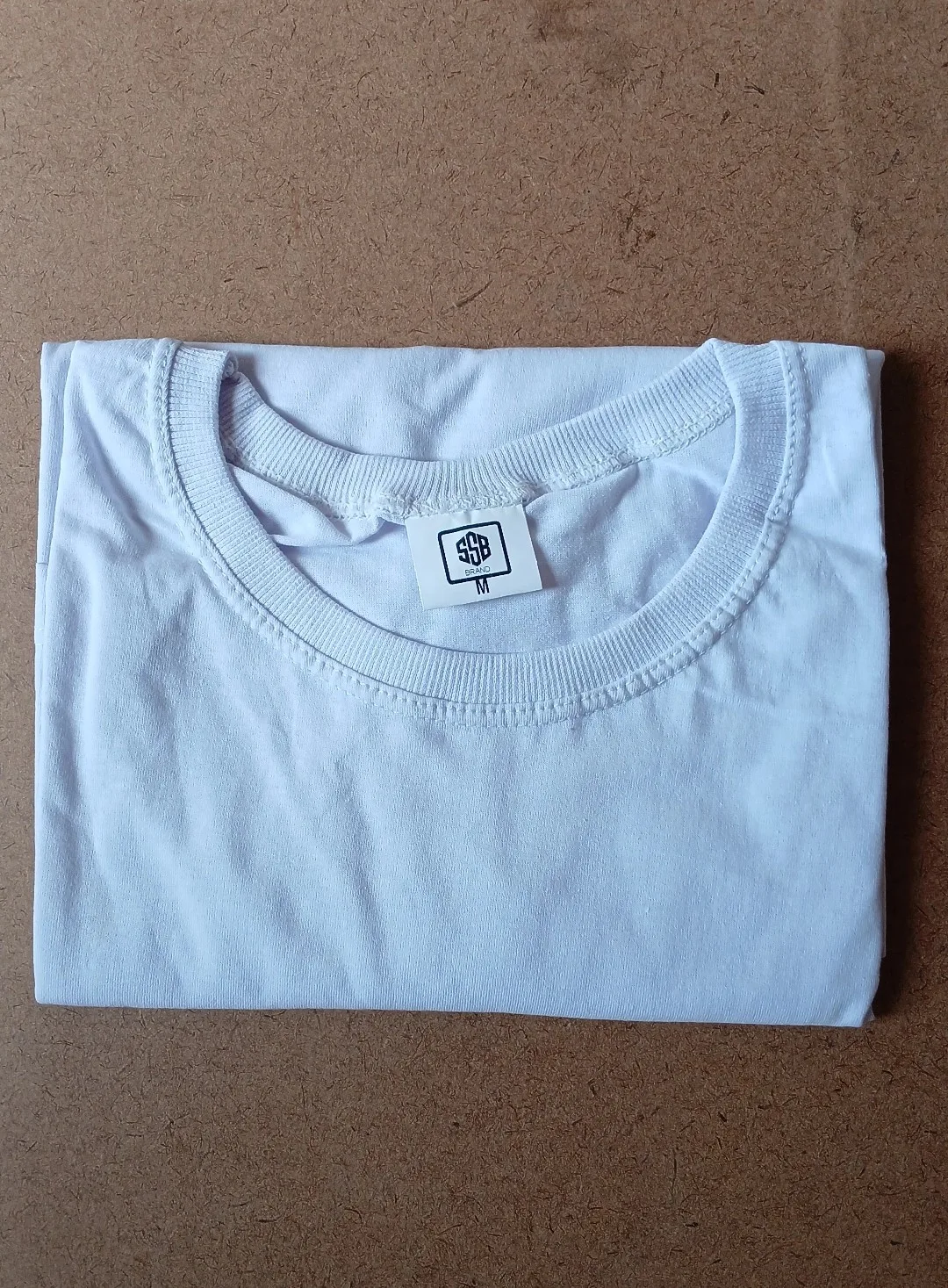 Camisa básica BRANCA